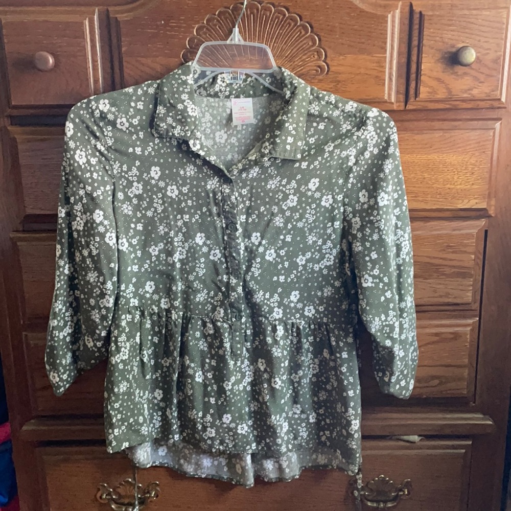 No Boundaries Rayon Tie Back Blouse Juniors 11-13